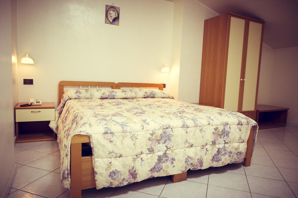 Hotel Fini Σαν Τζιοβάνι Ροτόντο Εξωτερικό φωτογραφία